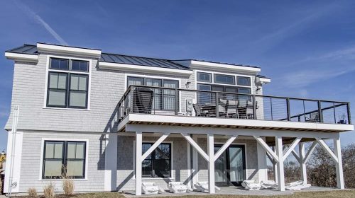 MatunuckCottageExteriors_Deslandes-1759